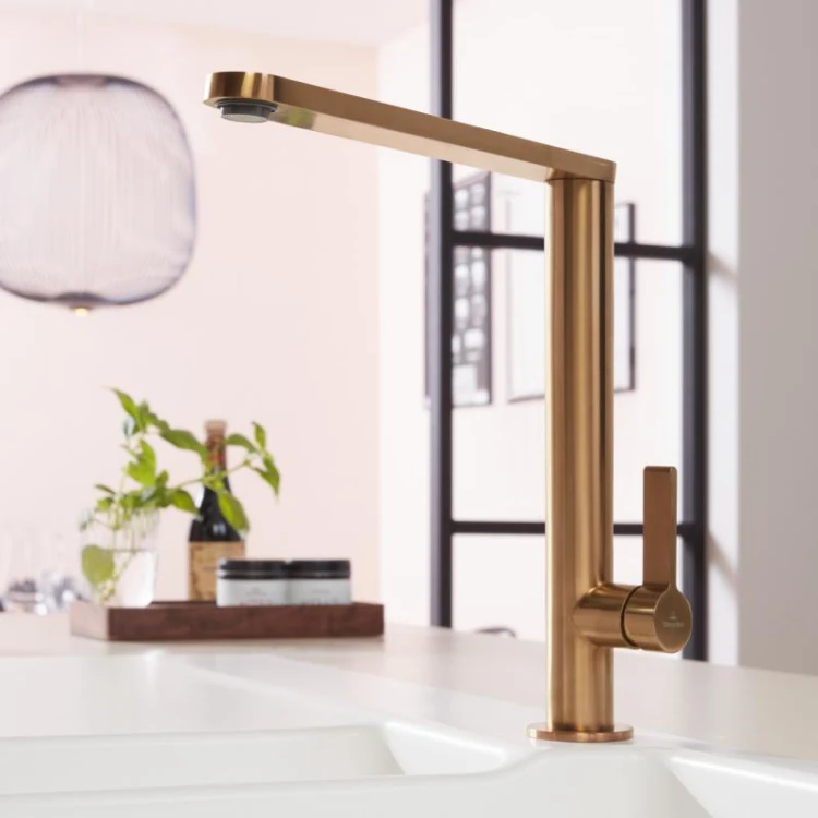 villeroy-boch-finera-single-lever-kitchen-mixer-tap-bronze--vb-92700004_1.jpg