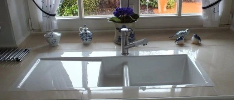 subway-60-flat-villeroy-boch-zlewozmywak-ceramiczny-prawy-snow-white-67121fkg.jpg