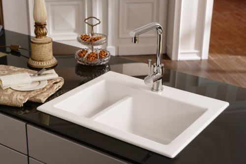 subway-xm-villeroy-boch-zlewozmywak-ceramiczny-white-alpin-678001r1-aranż.jpg