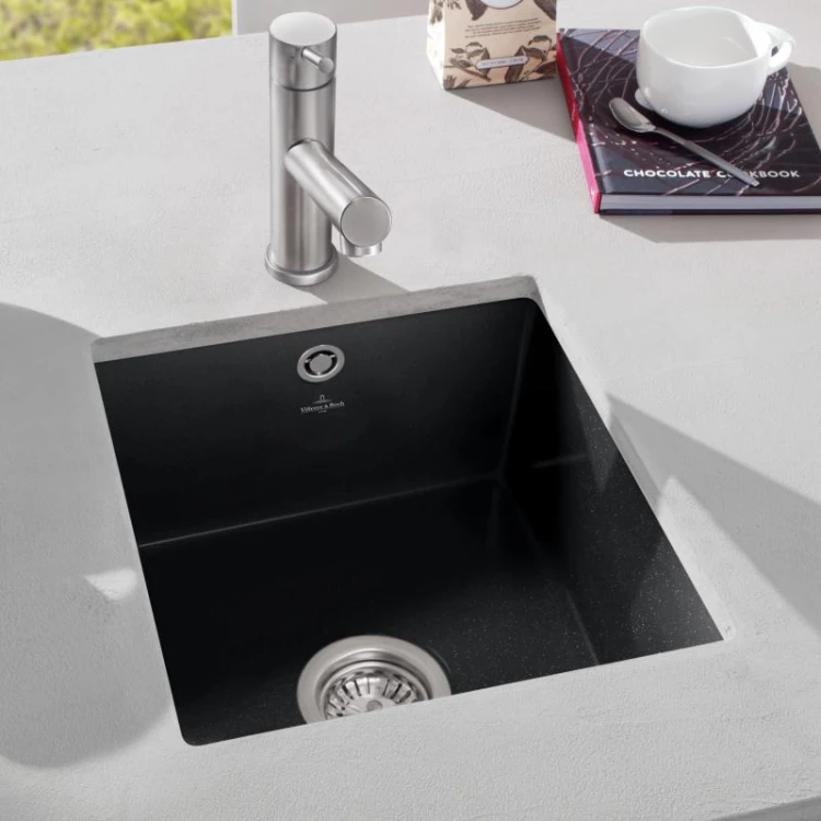 https://hansloren.pl/subway-su-45-villeroy-boch-zlewozmywak-ceramiczny-pure-black-mat-332401r7
