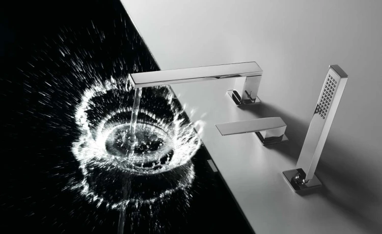 Slim-Tres Bateria wannowa trzyotworowa wylewka 220mm chrom - 20216101