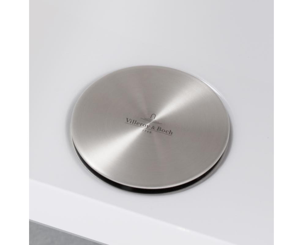 capcover_z białym.jpg