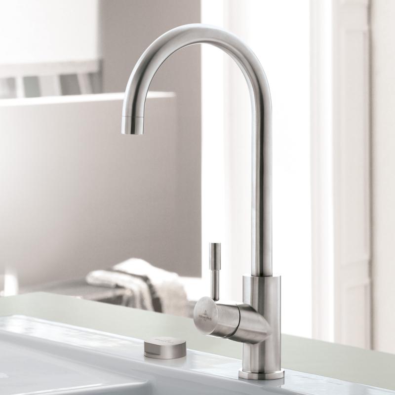 villeroy-boch-umbrella-single-lever-kitchen-mixer-tap-stainless-steel--vb-925300lc_2.jpg