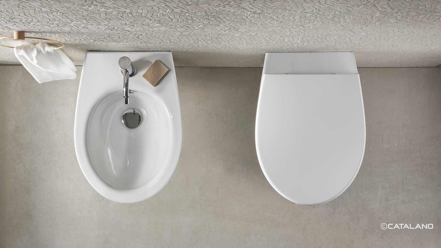 Italy_Wc-Bidet_52x35_BL_1680x945.jpg