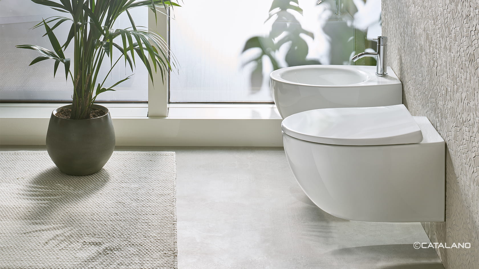 Italy_Wc-Bidet_52x35_S_BL_1680x945.jpg
